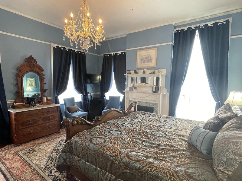 Godley Manor image