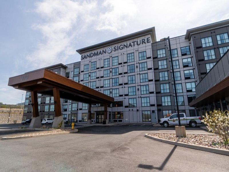 Sandman Signature Dartmouth Hotel & Suites image