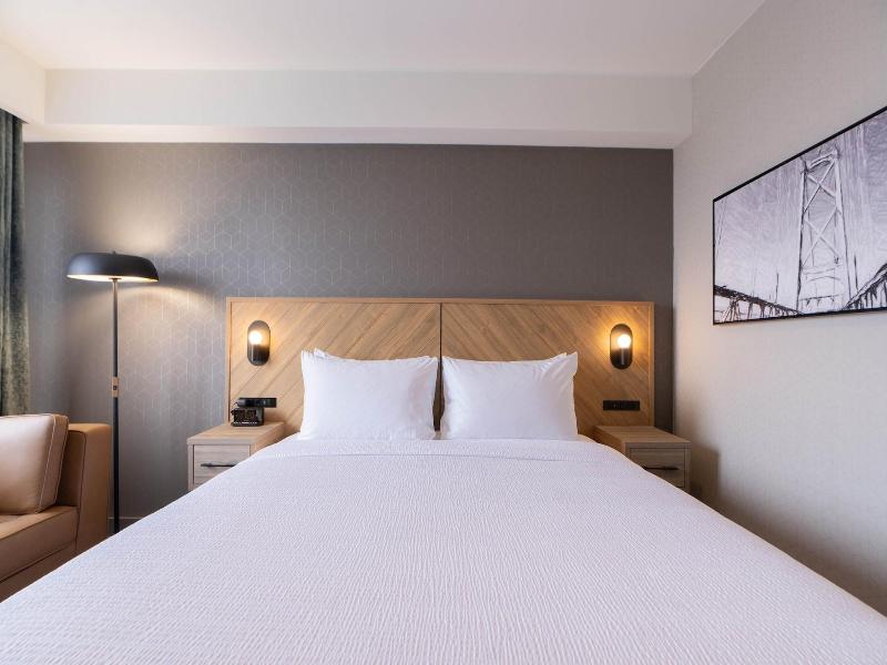 Sandman Signature Dartmouth Hotel & Suites image