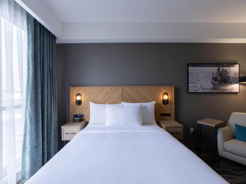 Sandman Signature Dartmouth Hotel & Suites image