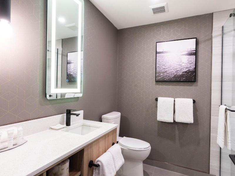 Sandman Signature Dartmouth Hotel & Suites image