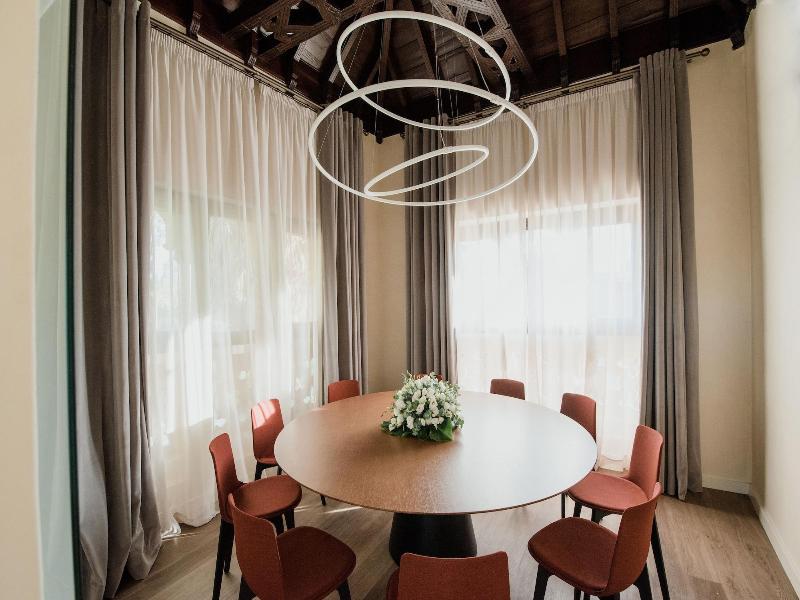 Suites Murillo Plaza Sta Cruz image