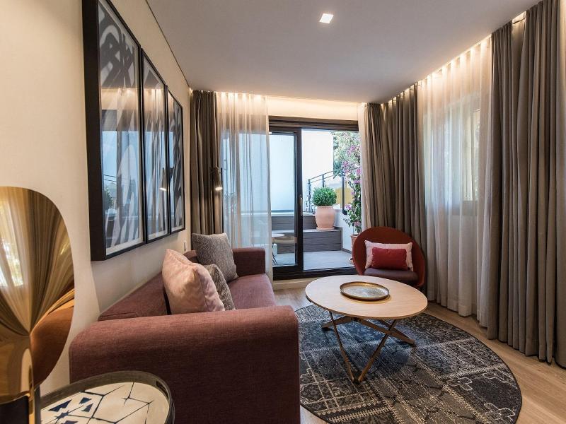 Suites Murillo Plaza Sta Cruz image
