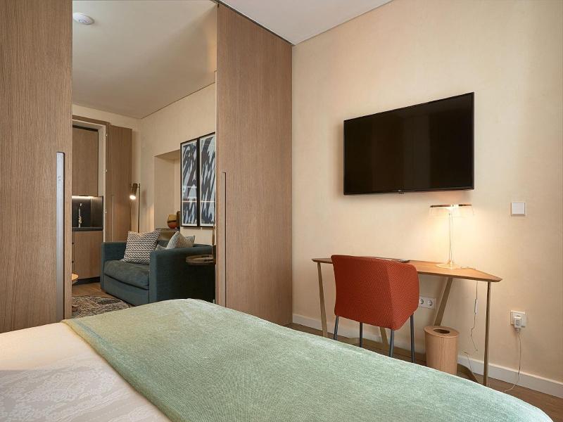 Suites Murillo Plaza Sta Cruz image