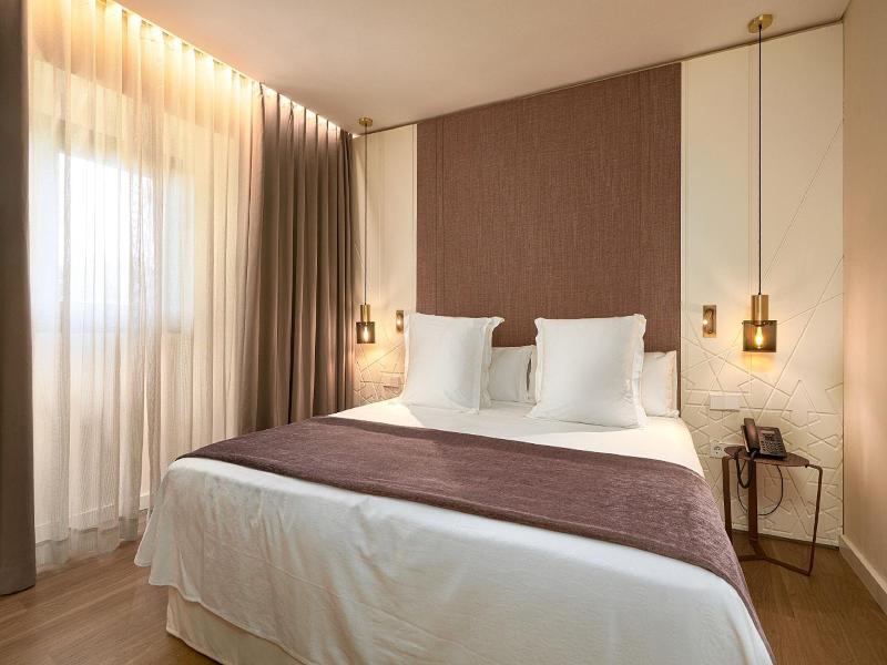 Suites Murillo Plaza Sta Cruz image