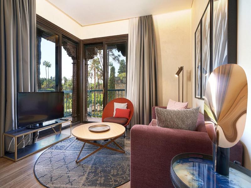 Suites Murillo Plaza Sta Cruz image