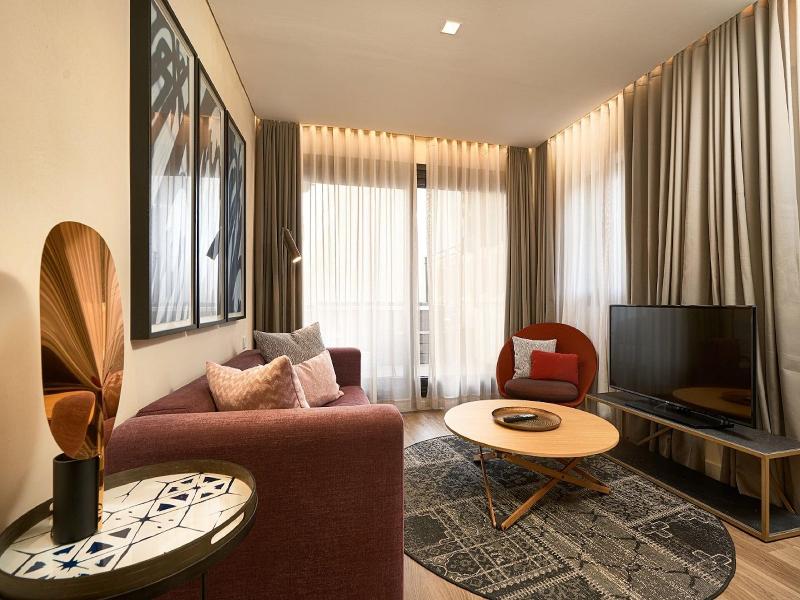 Suites Murillo Plaza Sta Cruz image