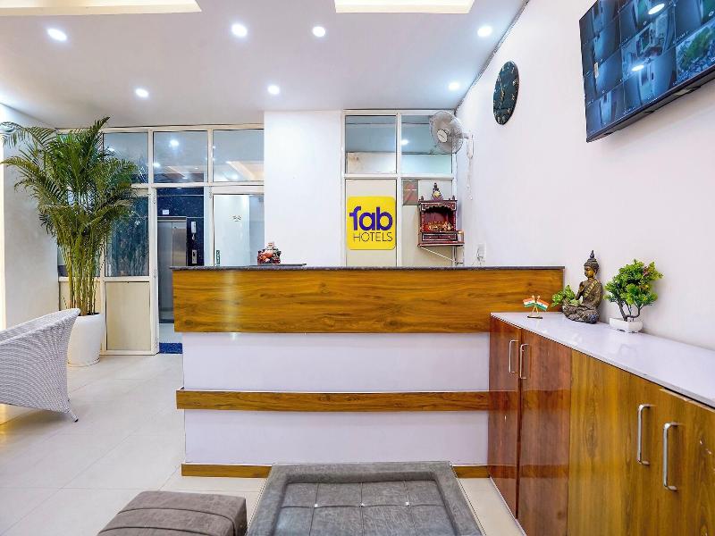 Fabhotel Frolic Luxury Stay image