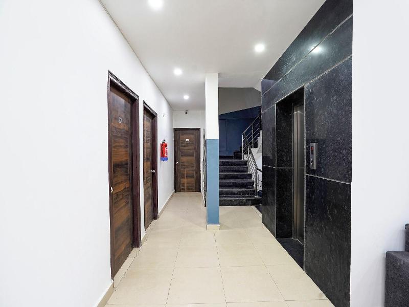 Fabhotel Frolic Luxury Stay image