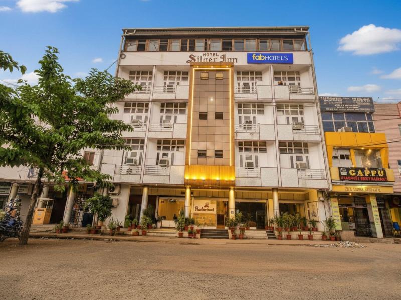 Fabhotel Silver Inn I image