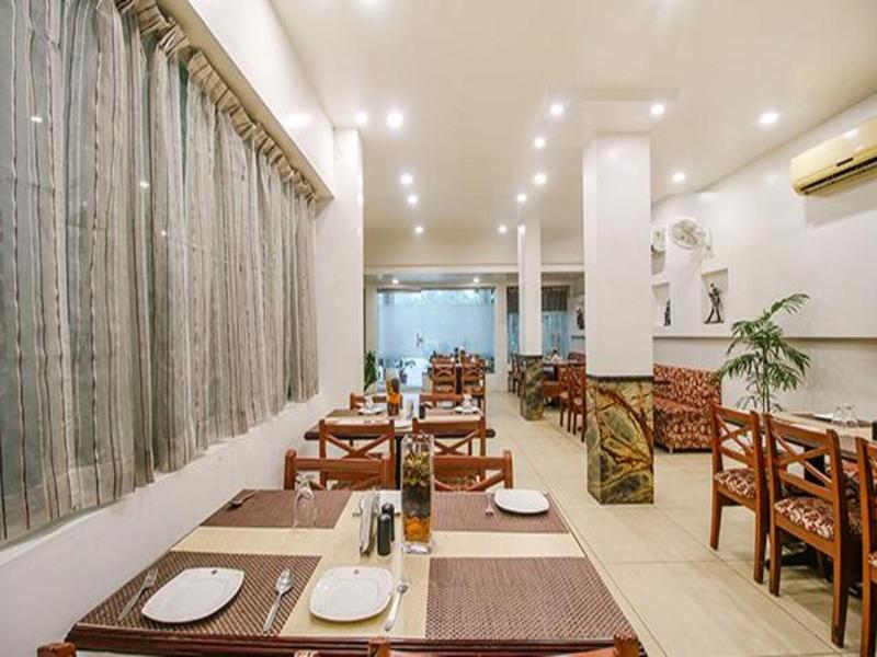 Fabhotel Silver Inn I image