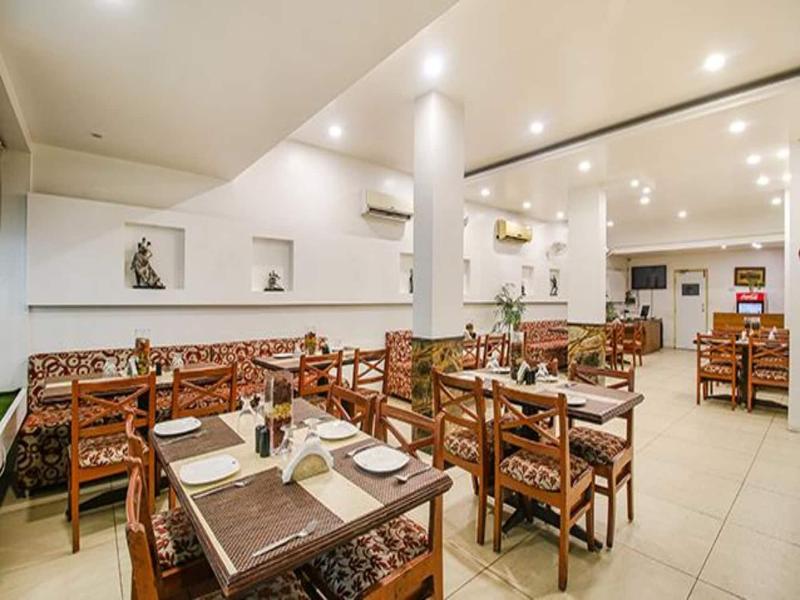 Fabhotel Silver Inn I image