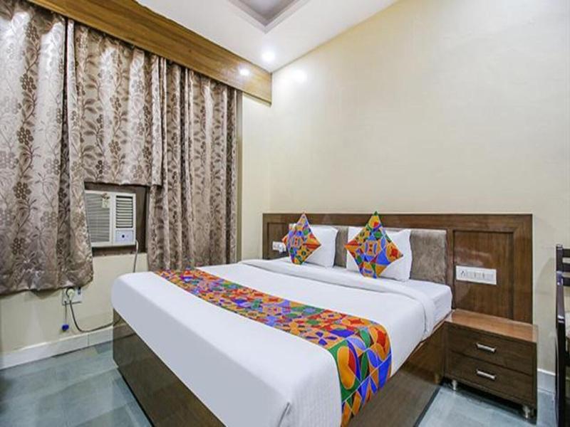 Fabhotel Silver Inn I image
