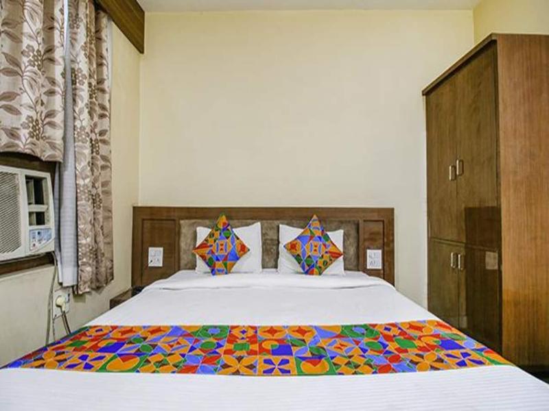 Fabhotel Silver Inn I image