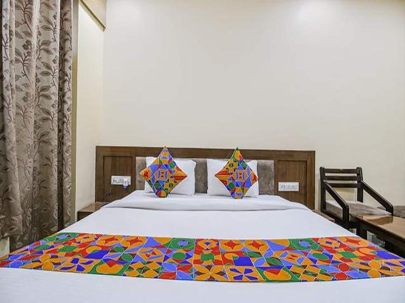 Fabhotel Silver Inn I image
