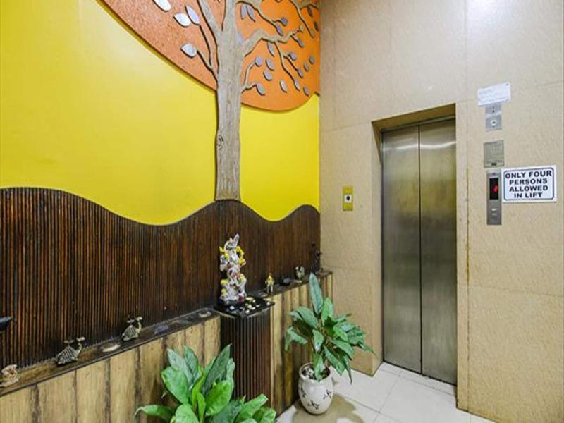 Fabhotel Silver Inn I image