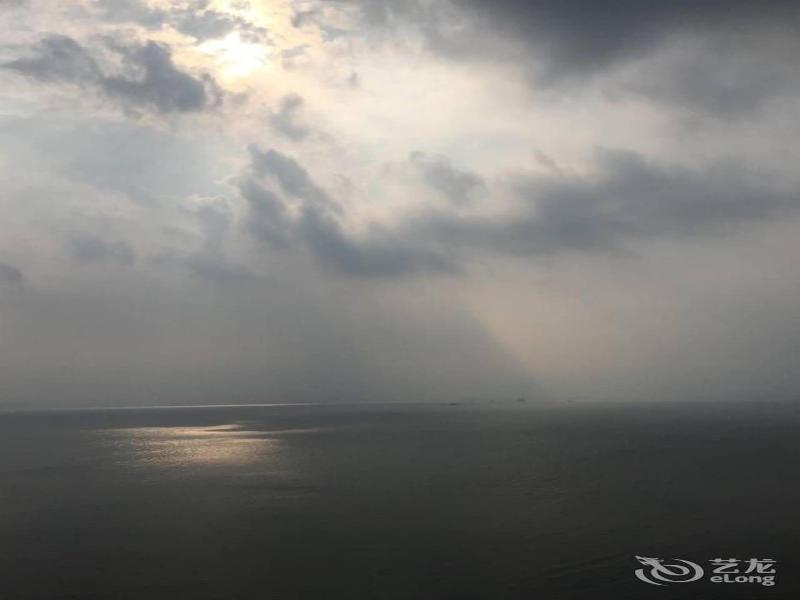 Ramada By Wyndham Huizhou Xunliao Bay image
