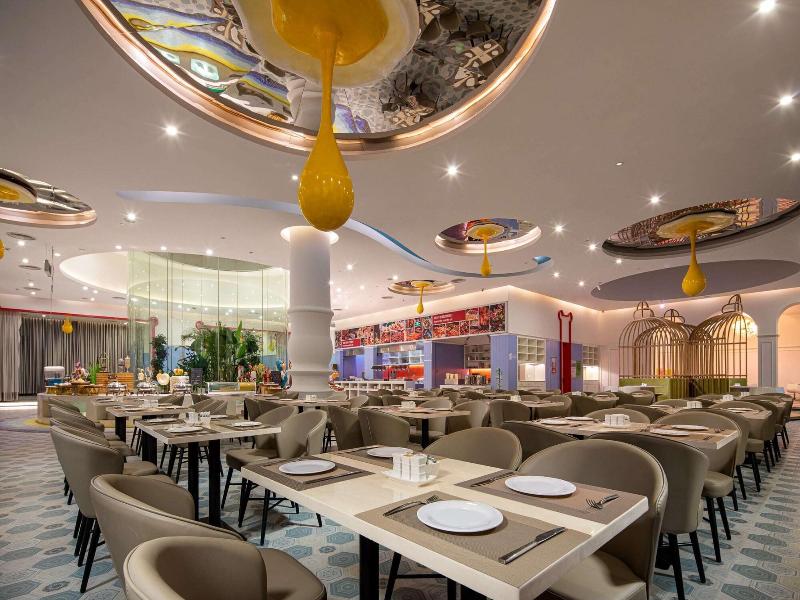 Ramada By Wyndham Huizhou Xunliao Bay image