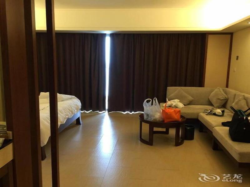 Ramada By Wyndham Huizhou Xunliao Bay image