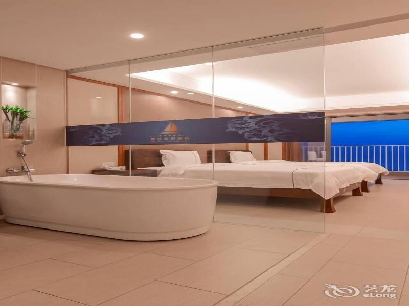 Ramada By Wyndham Huizhou Xunliao Bay image