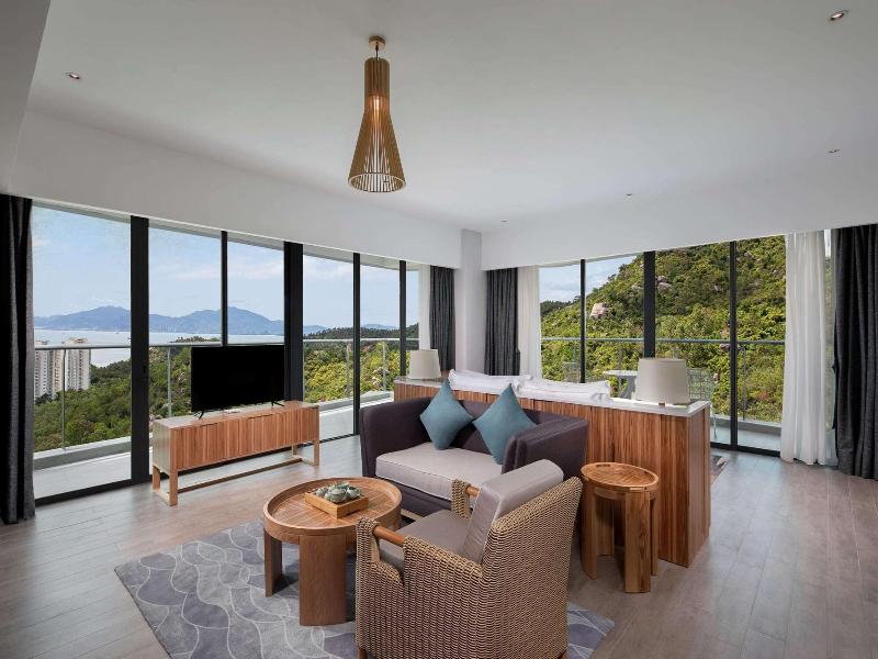 Ramada By Wyndham Huizhou Xunliao Bay image