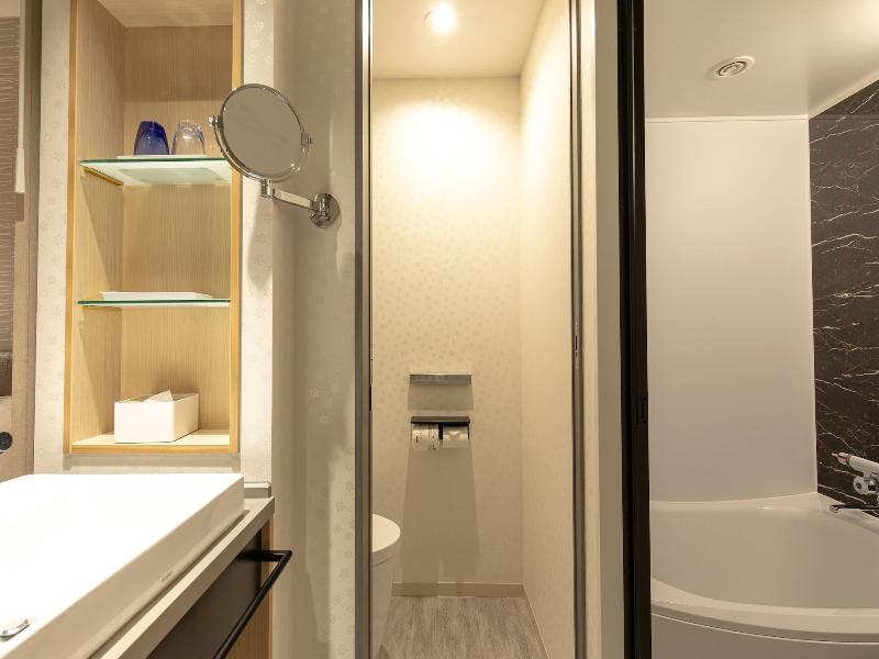 Montblanc Hotel Raffine Nagoya Ekimae image