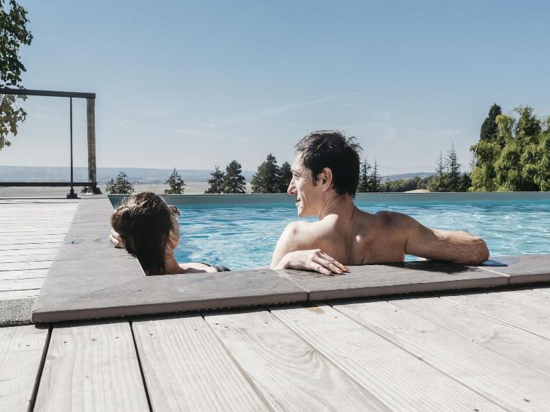 Le Domaine De Dony image
