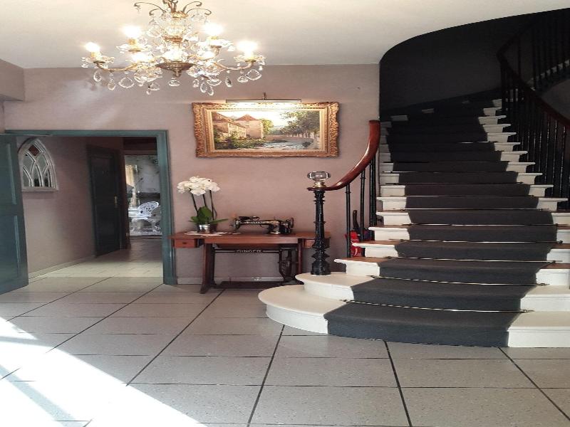Port Royal Hotel image