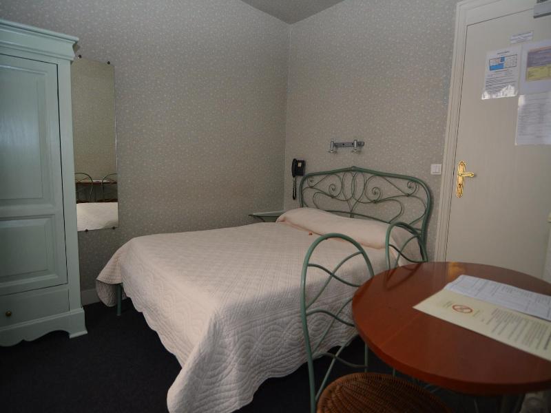 Port Royal Hotel image