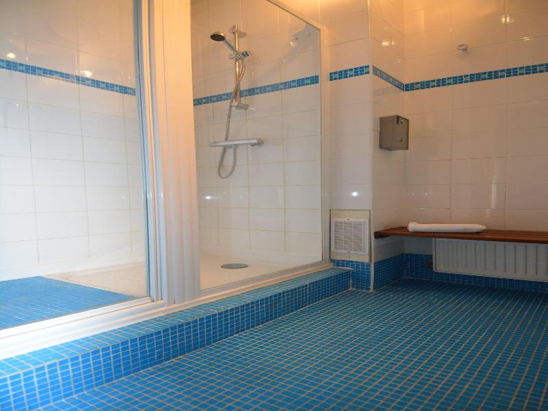 Port Royal Hotel image