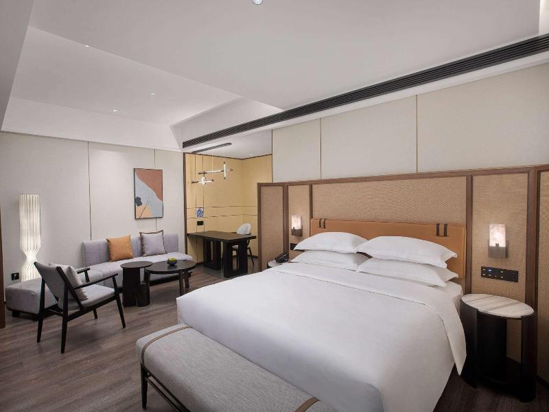 Days Hotel By Wyndham Changsha Yuhua image