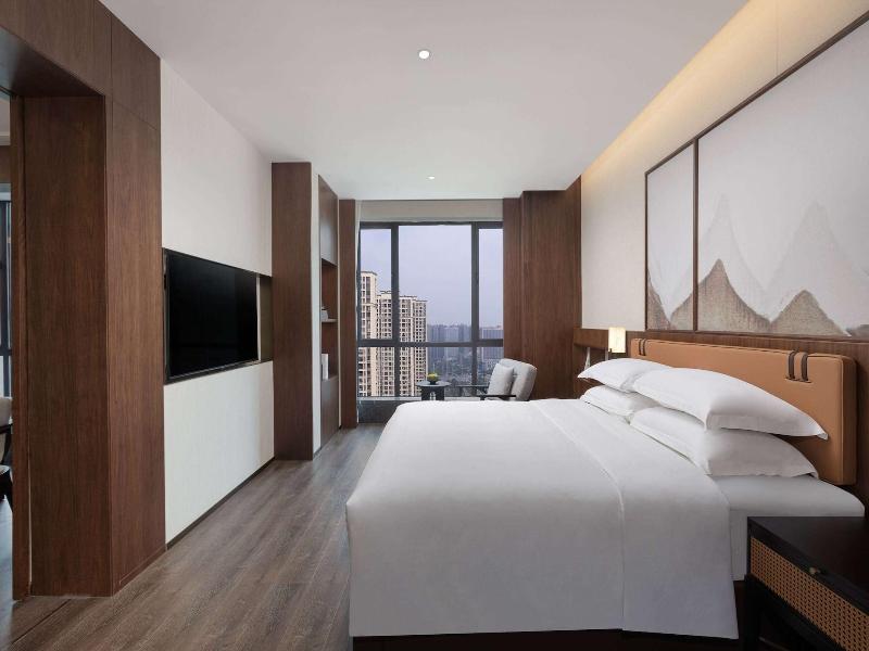 Days Hotel By Wyndham Changsha Yuhua image