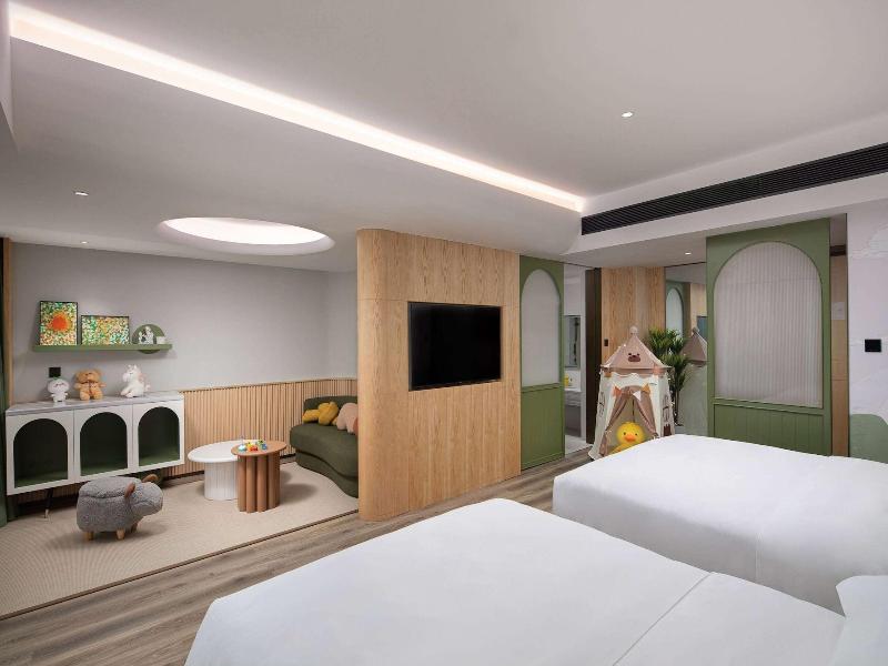 Days Hotel By Wyndham Changsha Yuhua image