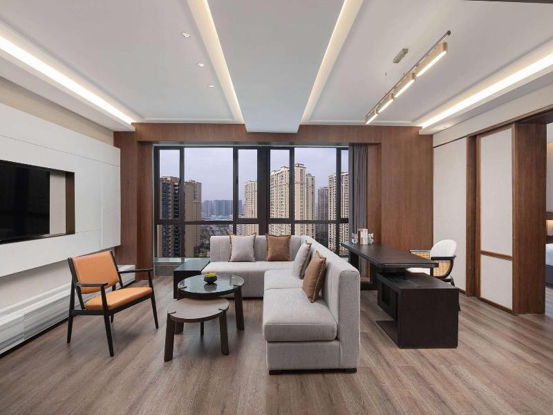 Days Hotel By Wyndham Changsha Yuhua image