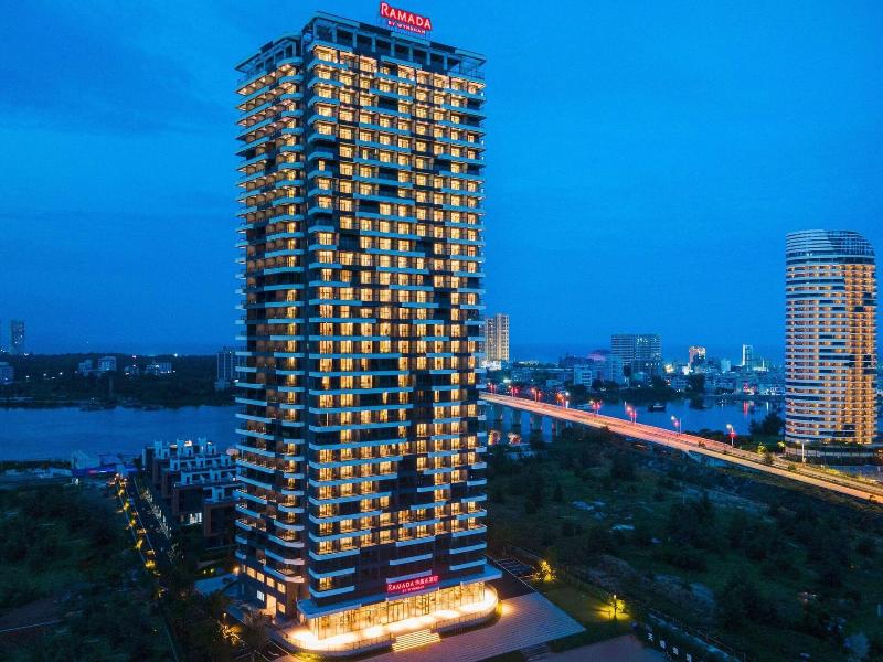 Ramada By Wyndham Huizhou Double Moon Bay image