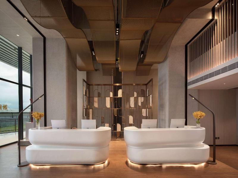 Ramada By Wyndham Huizhou Double Moon Bay image