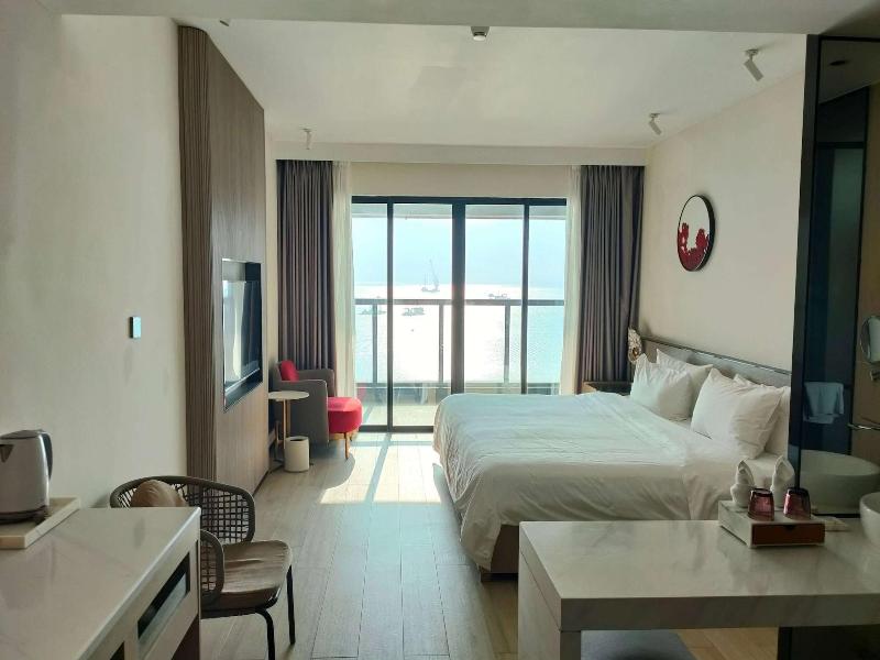 Ramada By Wyndham Huizhou Double Moon Bay — exterior view