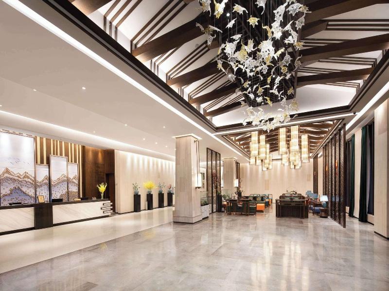 Ramada By Wyndham Yingshan Jiulongwan Resort