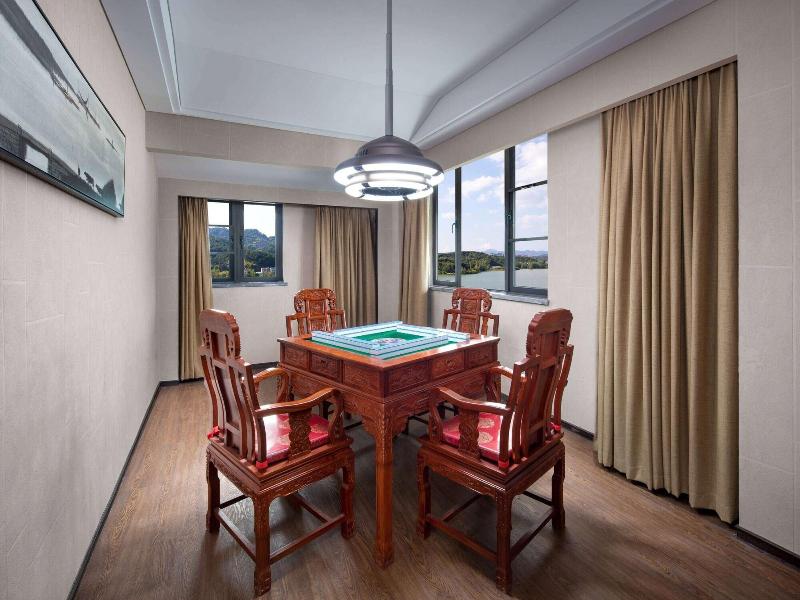 Ramada By Wyndham Yingshan Jiulongwan Resort
