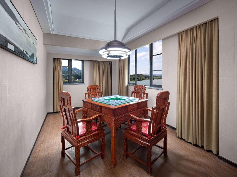 Ramada By Wyndham Yingshan Jiulongwan Resort