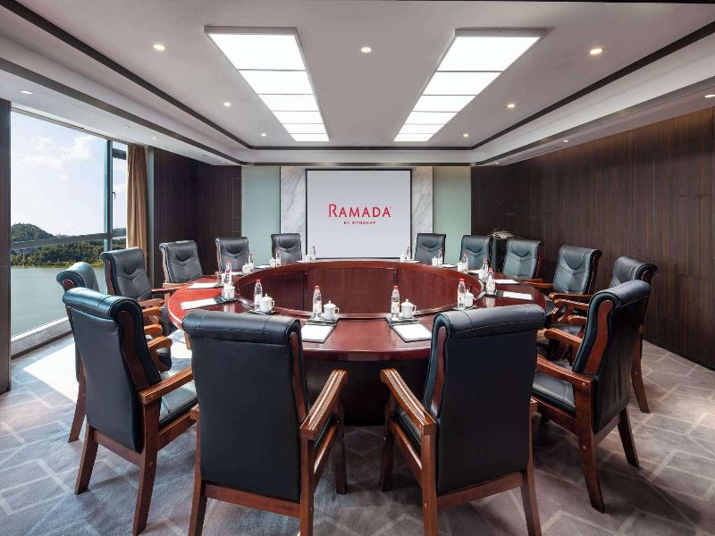 Ramada By Wyndham Yingshan Jiulongwan Resort