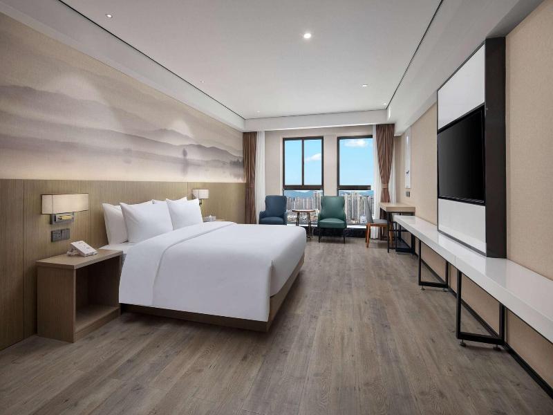Ramada Encore By Wyndham Kunming Guandu image