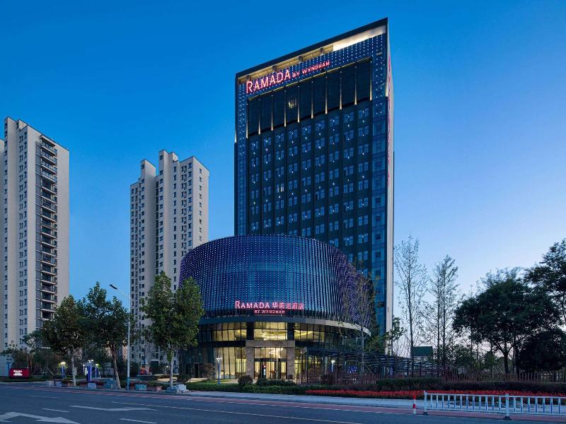 Ramada By Wyndham Pinghu image