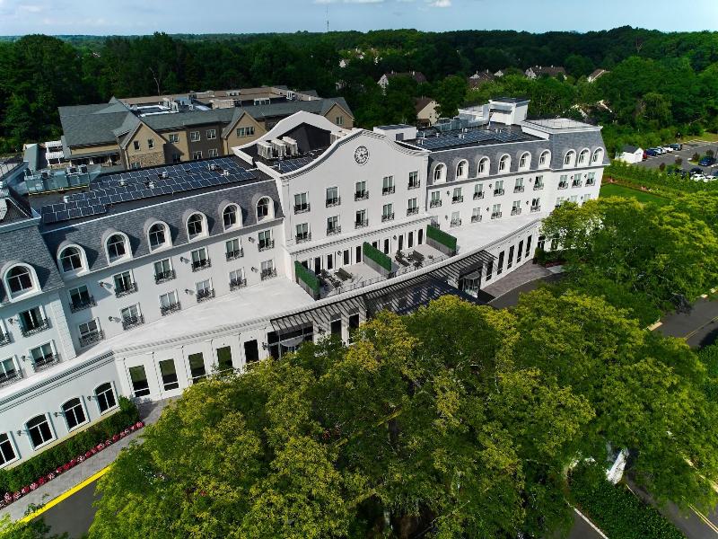 Chateau Grande Hotel image