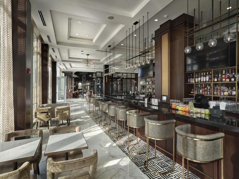 Chateau Grande Hotel image