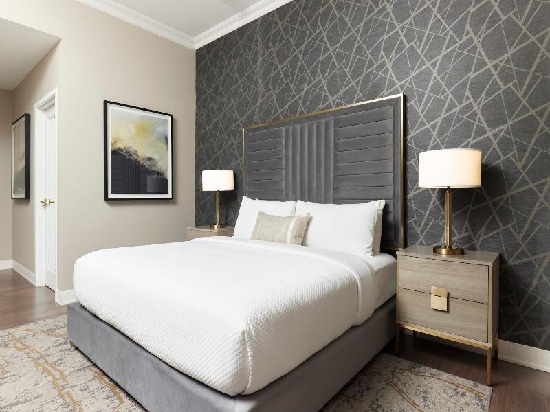 Chateau Grande Hotel image