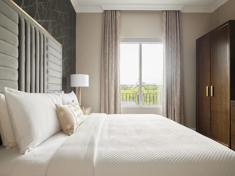 Chateau Grande Hotel image