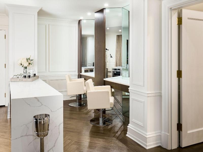 Chateau Grande Hotel image