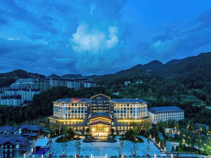 Ramada By Wyndham Guangyuan Zengjiashan Resort
