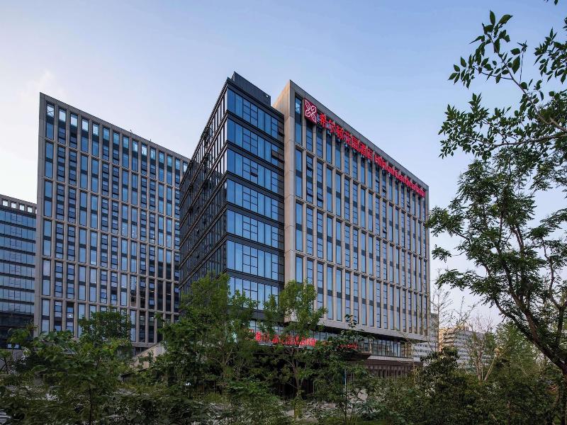 Hilton Garden Inn Beijing Huaxiang Tiantan Hospi image